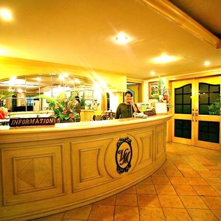 Villa Margarita Hotel ダバオ　シティ エクステリア 写真